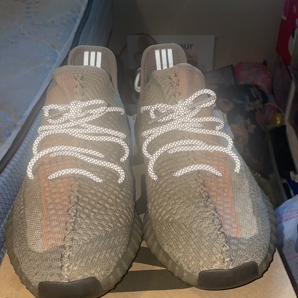 Adidas YEEZY 350 sand taupe - Picture 4 of 4